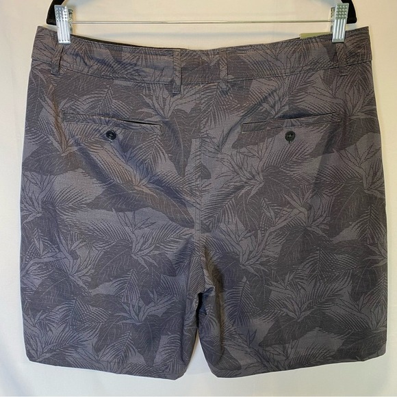 Goodfellow & Co Men's Hybrid Swim Shorts 9" Inseam Size 36 Leaf Print Dark Grey - Picture 6 of 10